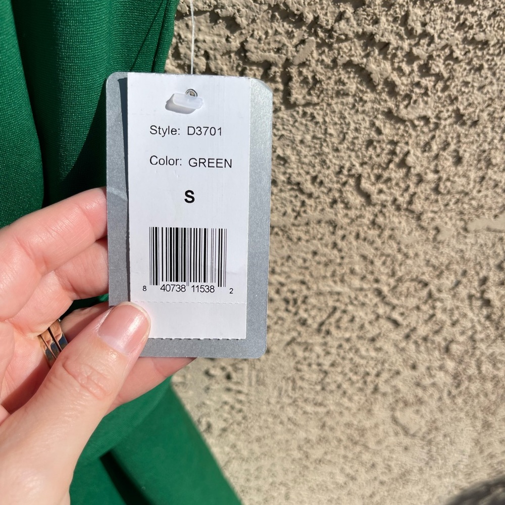 Alexia Admor Green sleeveless Sheath Dress - Emerald Green - Picture 7 of 8